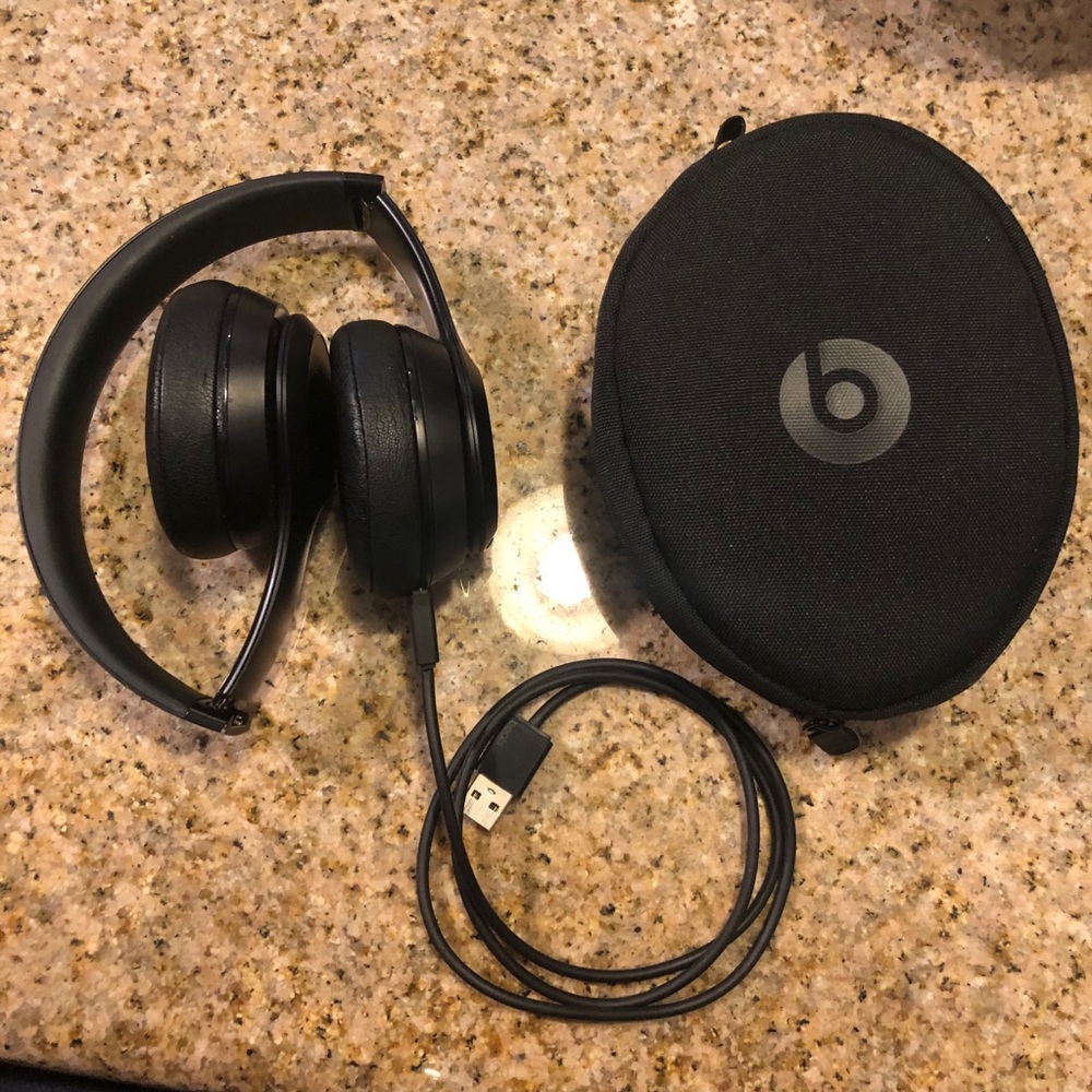 Beats Solo 3 Wireless Headphones